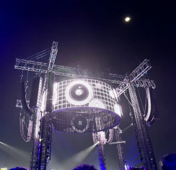 Phoenix Networks and Meyer Sound India power Ed Sheeran concert